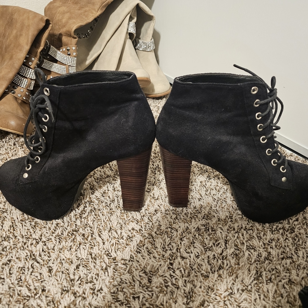 Size 8 black suede tie up boots